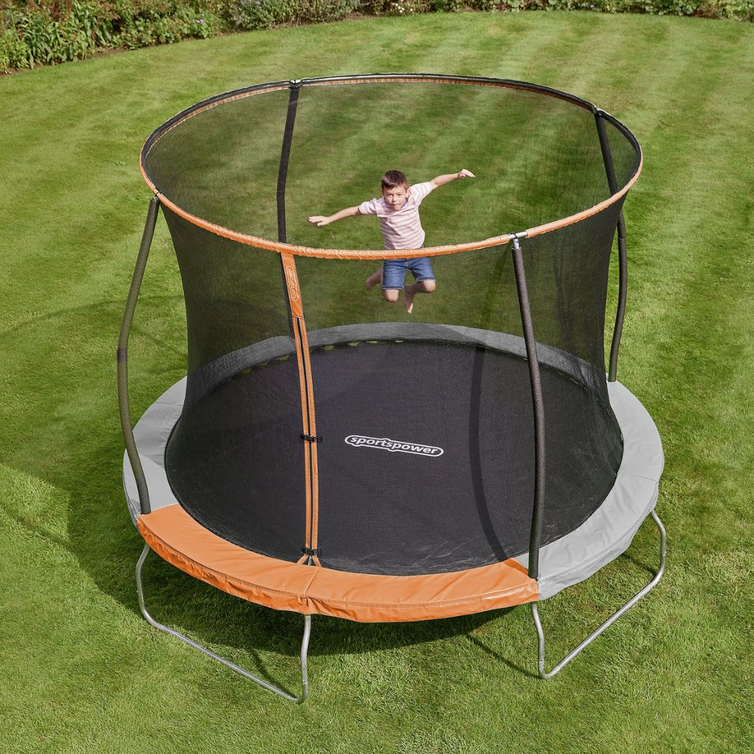 Trampoline & Enclosure